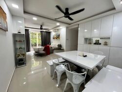 The Esparis (D18), Condominium #450739011